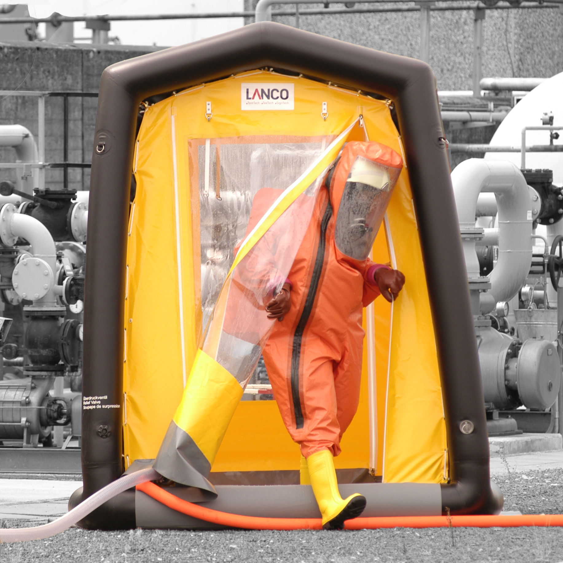 Decontamination Shower 2x2